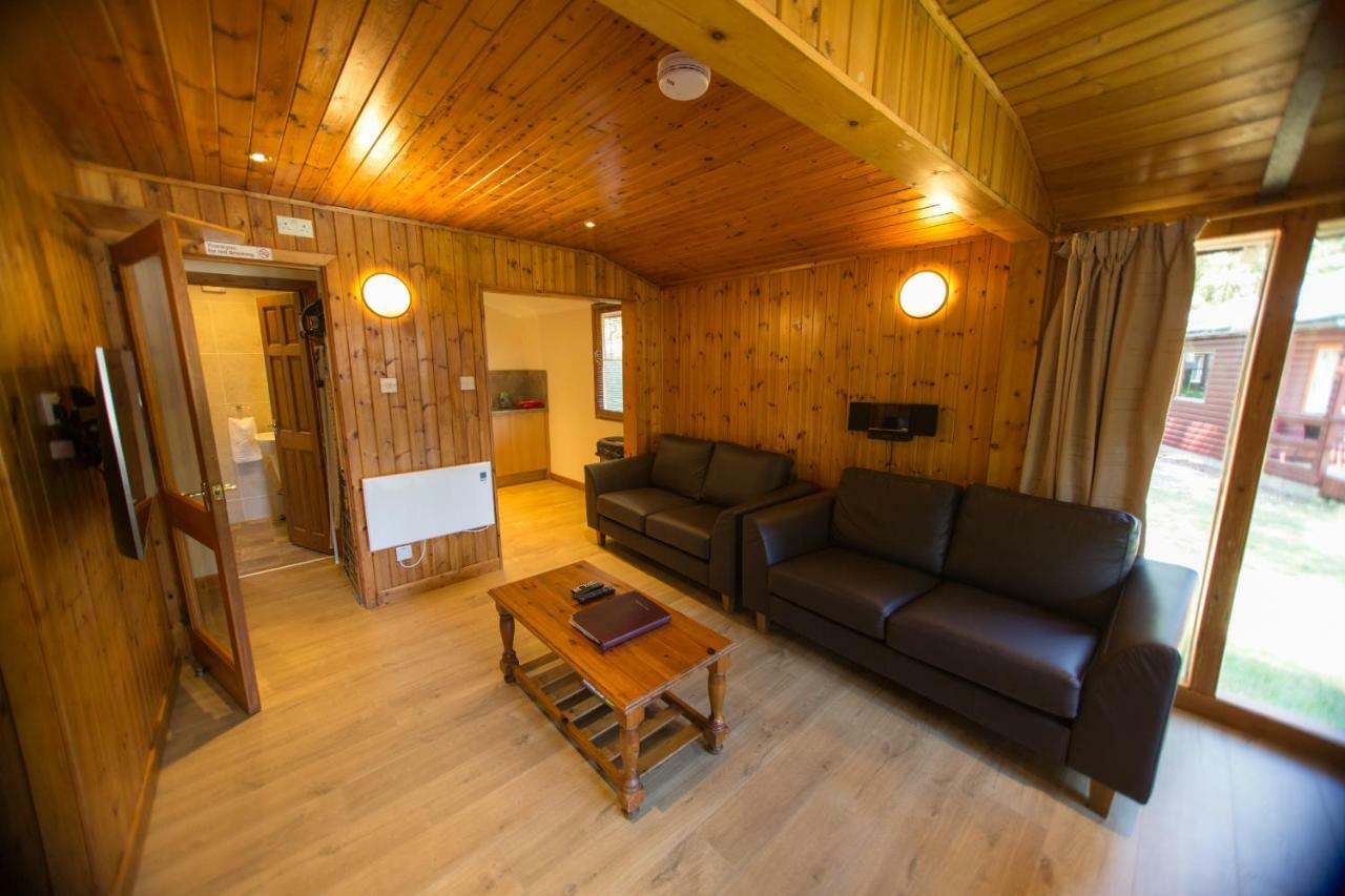 Invercauld Lodges Баллатер Екстер'єр фото